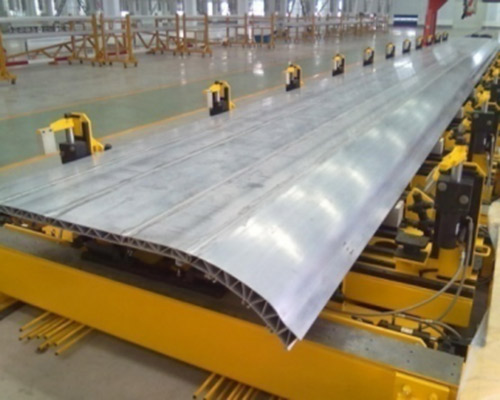 Profilo in alluminio 6N01 per veicoli ferroviari
